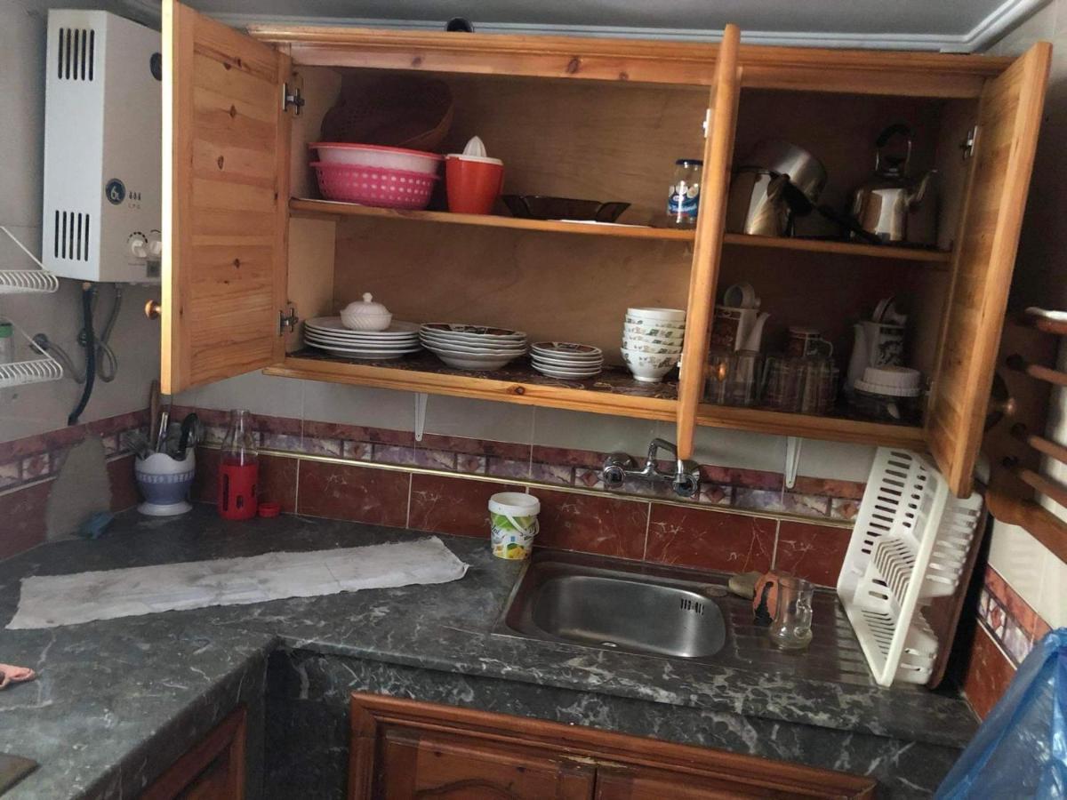 شقة توجد وسط مدينة طنجة و تتوفر على كامل التجهيزات الضرورية خاصةبالعائلات Exteriör bild